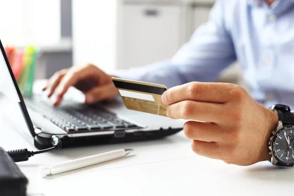Top Financial Resolutions for a Wealthier Future