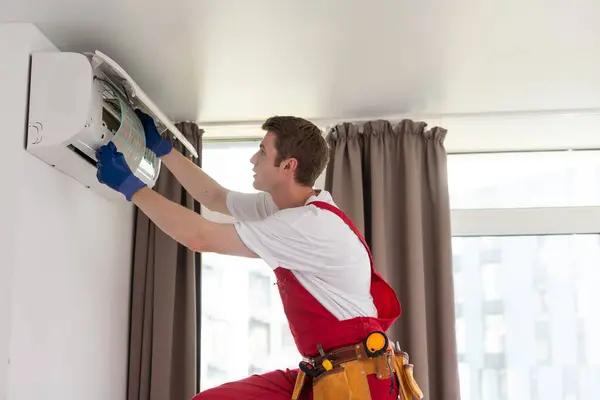 Benefits of Maintaining Indoor Air Quality with AC Maintenance