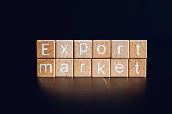 Does social trading on Pocket Option support Slovenian users?
